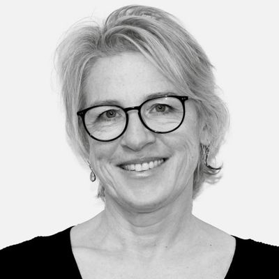 Manuela Tremonte — Version 1