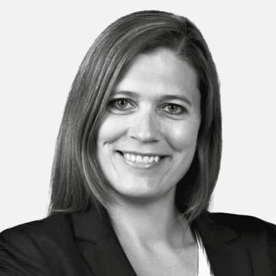 Angie Romero — Versiun 1